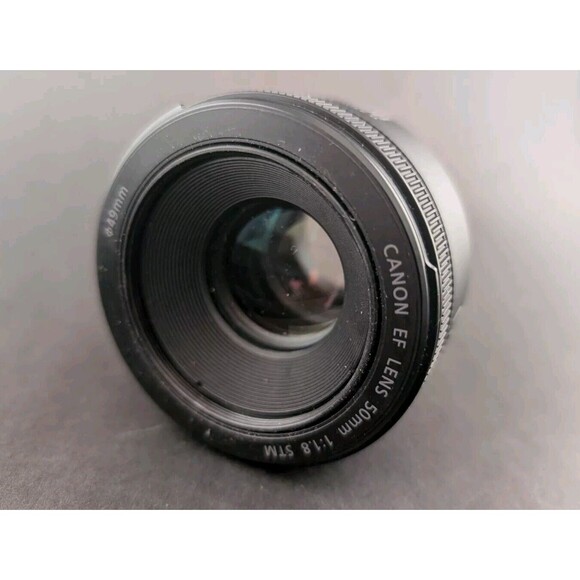 CANON EF 50mm F1.8 STM AF Standard PRIME FAST PORTRAIT Lens EOS Mount - Picture 2 of 5